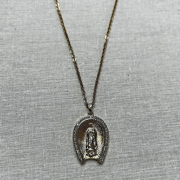Gold Chain Virgin Mary Rhinestone Horseshoe Necklace - Picture 1 of 15